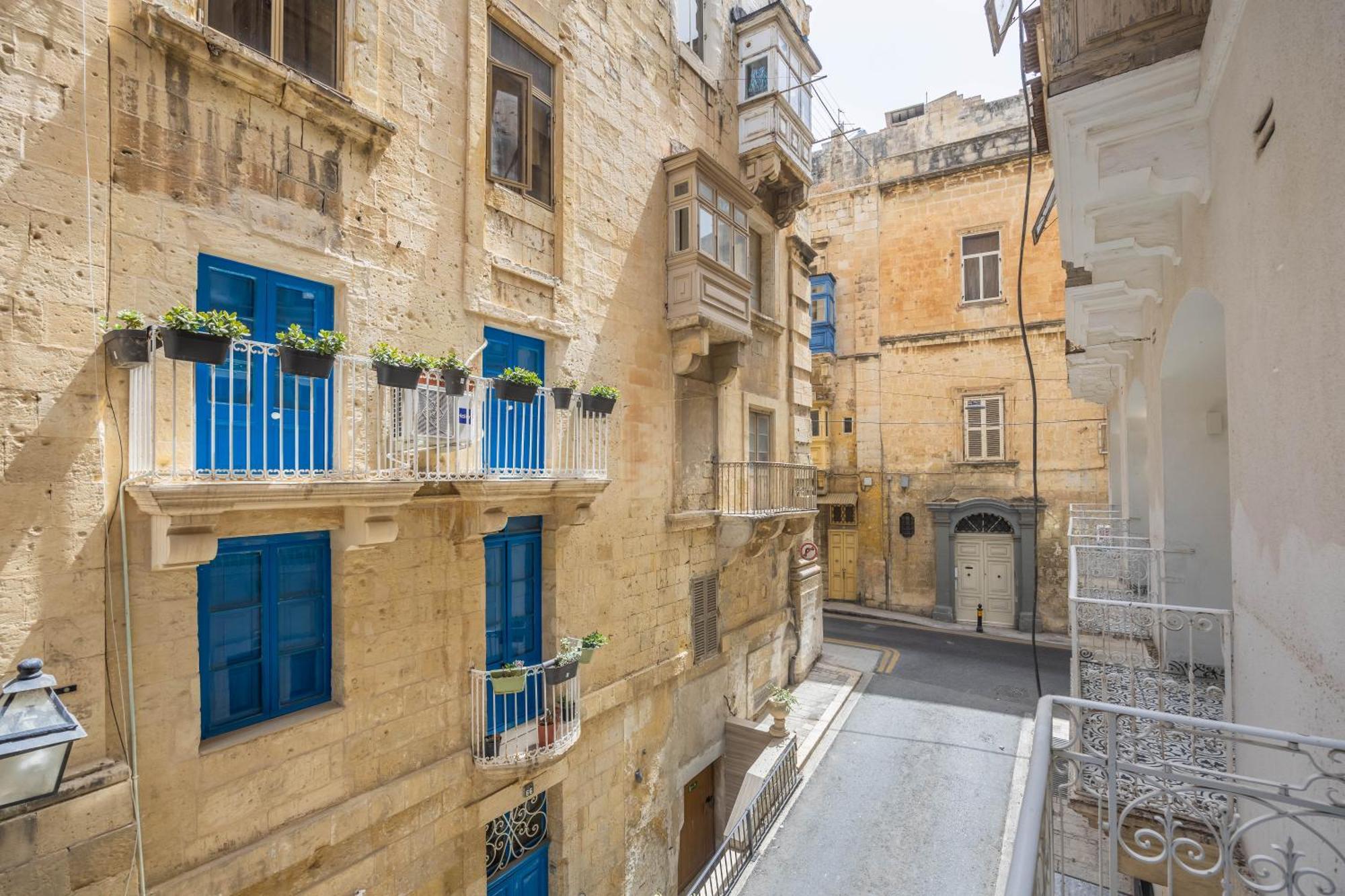 Appartement Traditional 2br Stylish Townhouse With Maltese Balcony - Close To Triton Fountain Valletta, Sliema & Saint Julians *